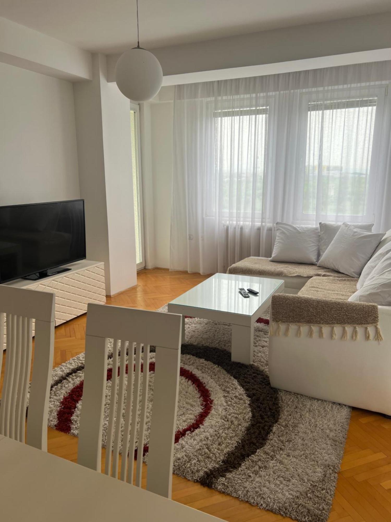 Karas Apartments สโกเปีย ภายนอก รูปภาพ